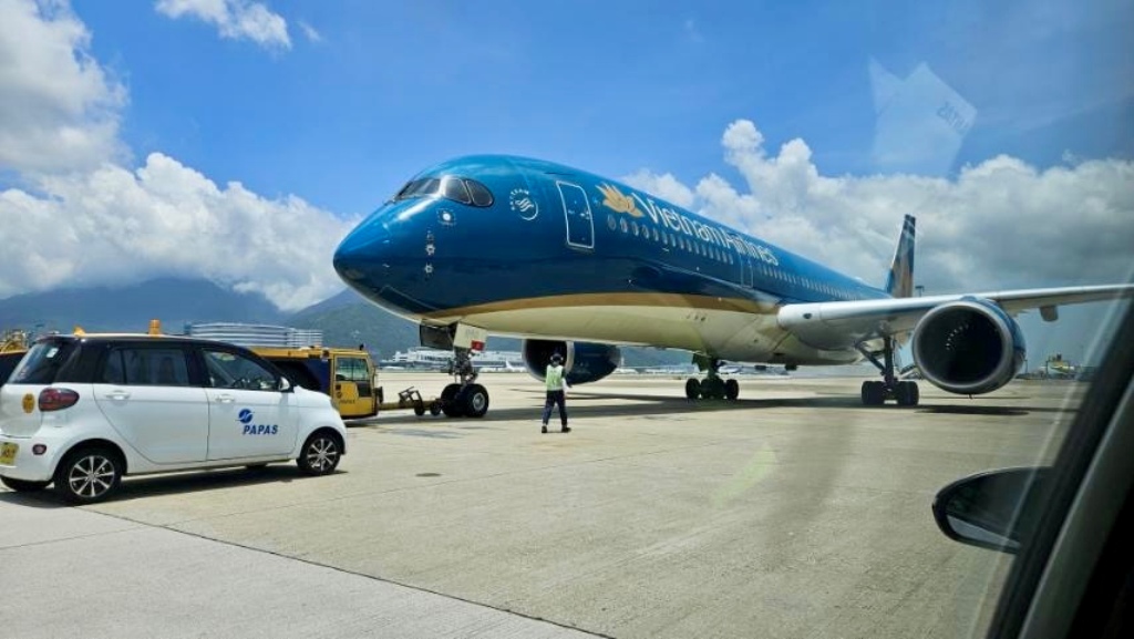 Hành khách gặp vấn đề sức khỏe, máy bay Vietnam Airlines hạ cánh khẩn cấp tại Hồng Kông
